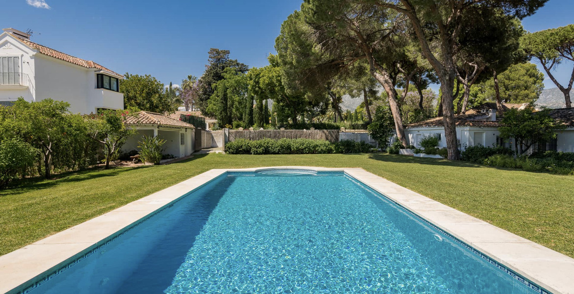 Вилла в клубе Марбелья