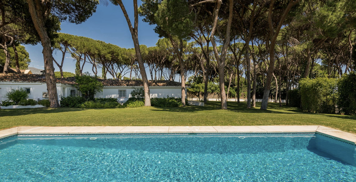 Вилла в клубе Марбелья