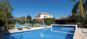 Villa en alquiler en Estepona