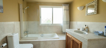 Villa en alquiler en Estepona