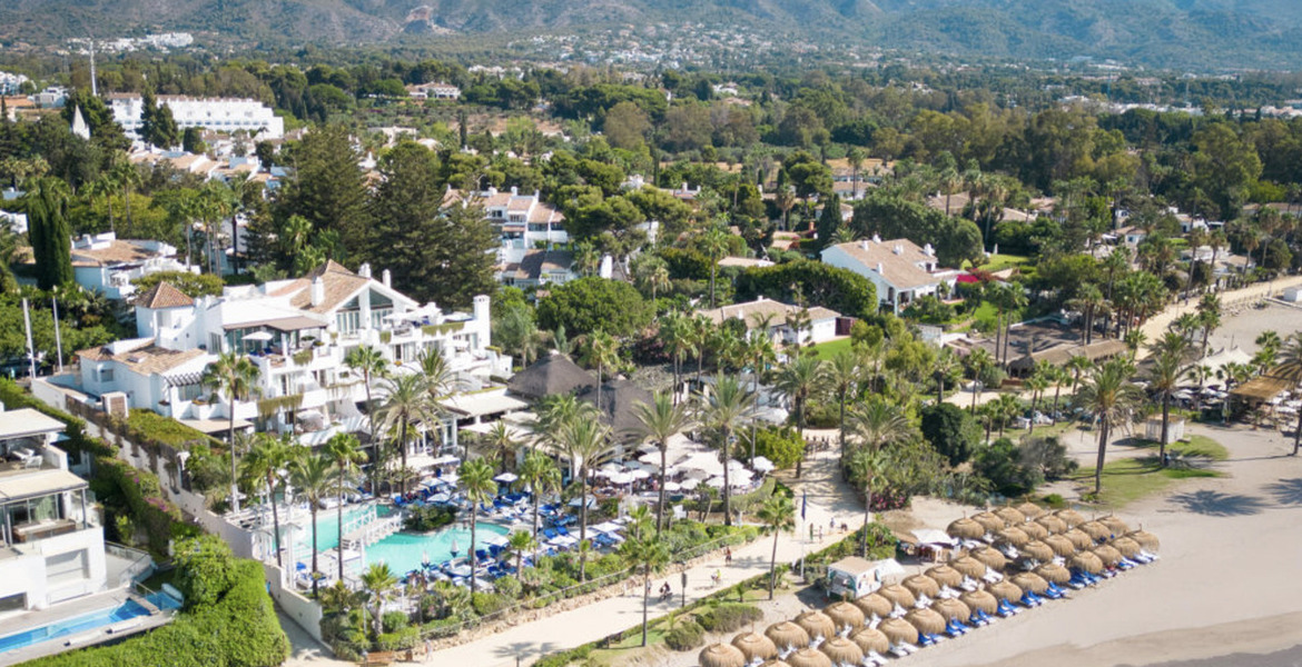 Private Suite Apartment at Hotel Puente Romano