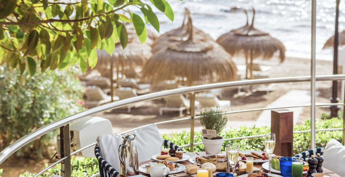 Private Suite Apartment at Hotel Puente Romano