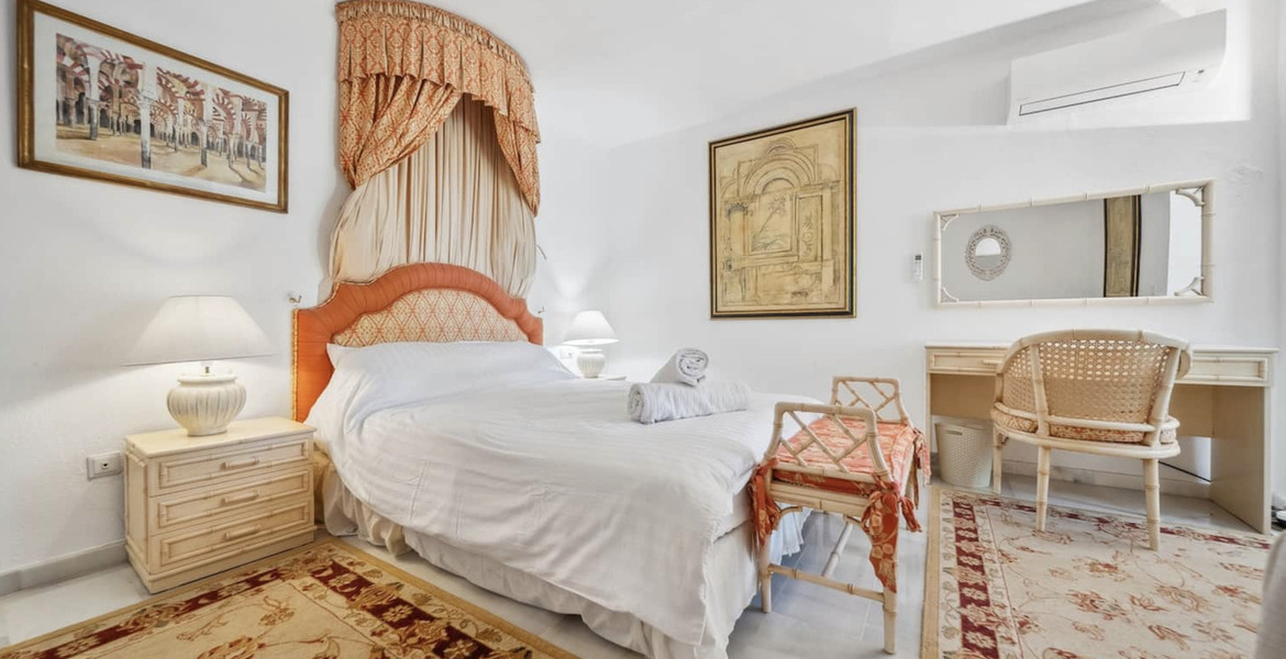 Villa de Lujo en Las Lomas de Nueva Andalucía