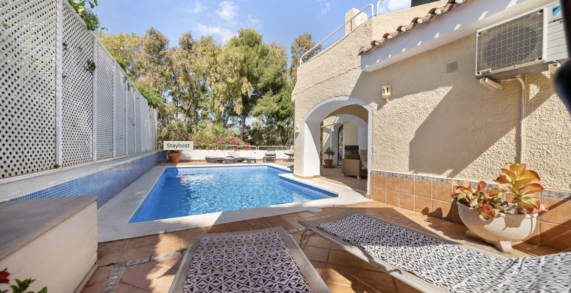 Villa de Lujo en Las Lomas de Nueva Andalucía