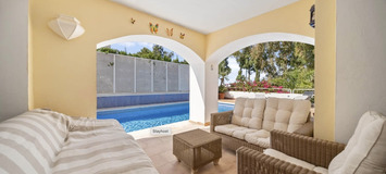 Villa de Lujo en Las Lomas de Nueva Andalucía