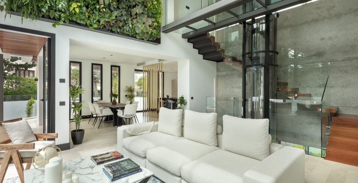 Villa  for rent in Marbella Golden Mile