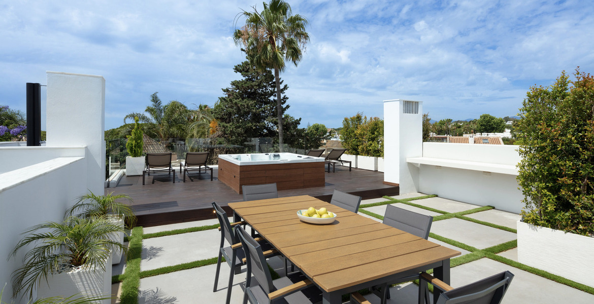 Villa  for rent in Marbella Golden Mile