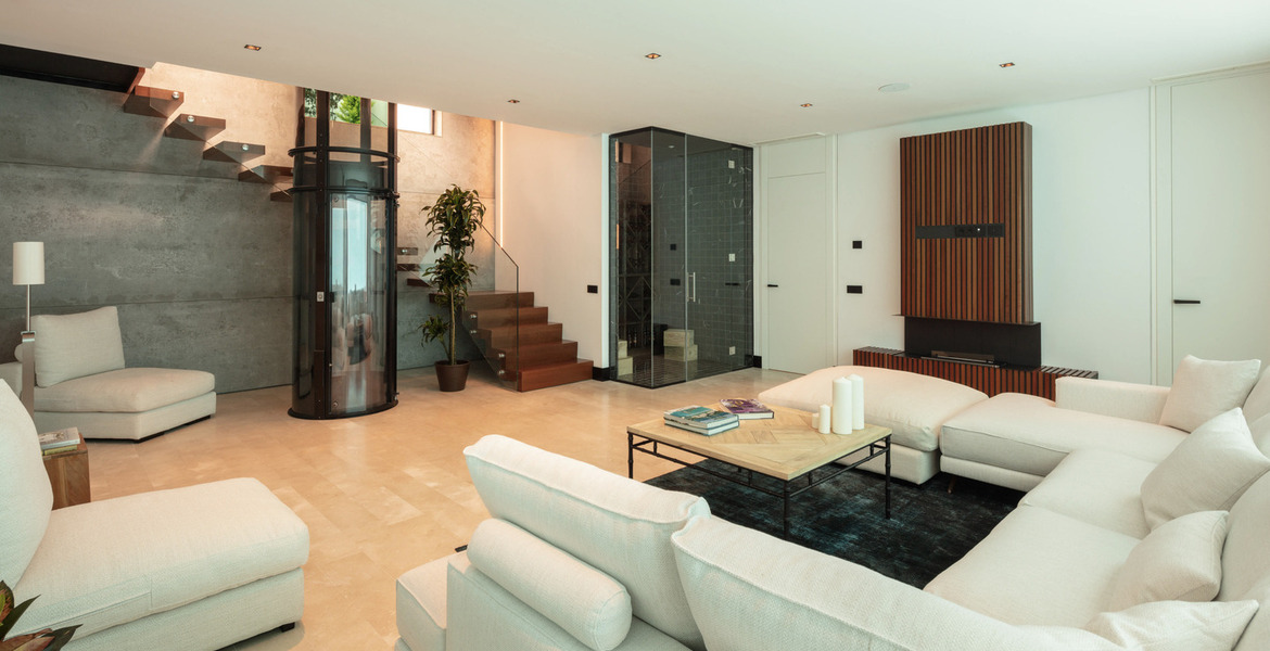 Villa  for rent in Marbella Golden Mile