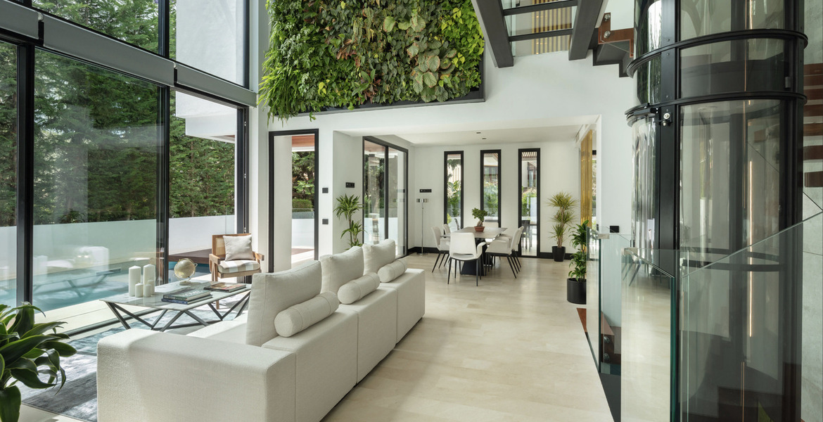 Villa  for rent in Marbella Golden Mile