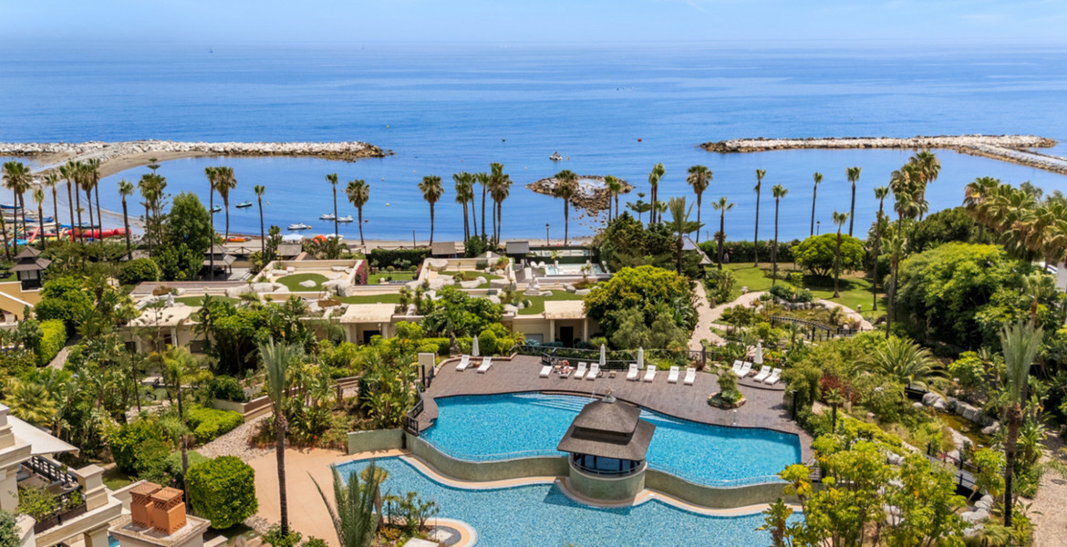 Apartment for sale in Marbella Malibu Resort