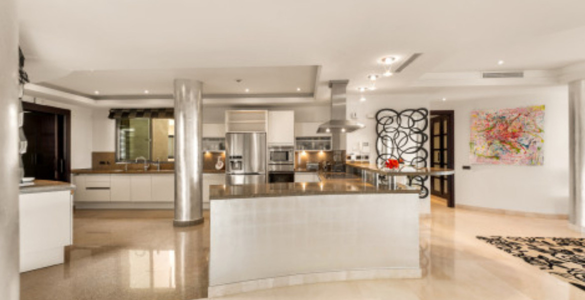 Apartment for sale in Marbella Malibu Resort