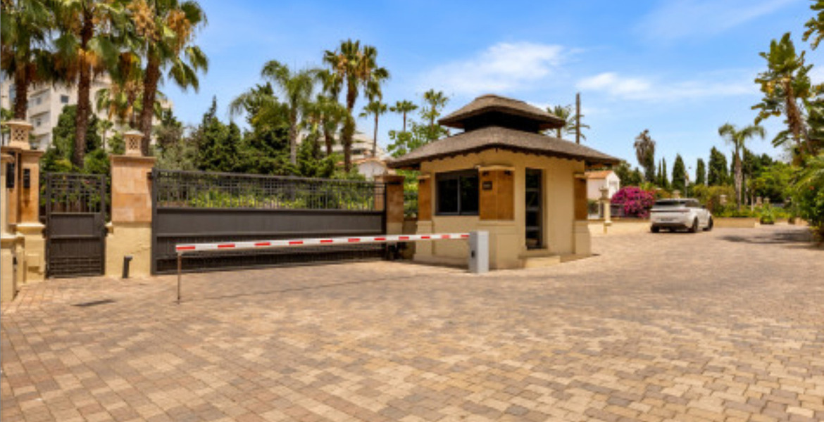 Apartment for sale in Marbella Malibu Resort