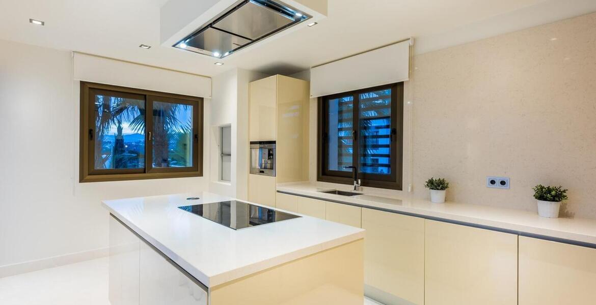 Villa à louer à Marbella Altos Puente Romano