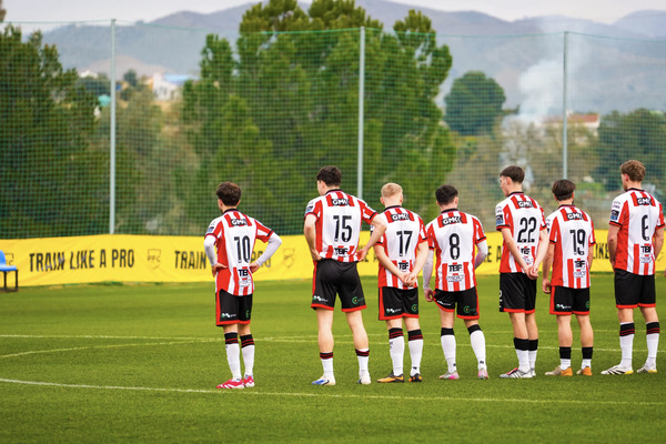 Cпортивные объекты и футбольная подготовка 