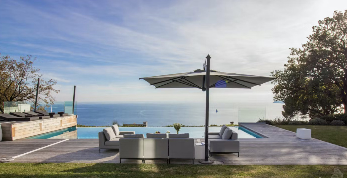 Villa for rent in Var Canton of Hyères