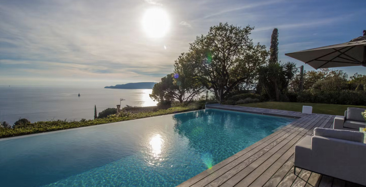 Villa for rent in Var Canton of Hyères