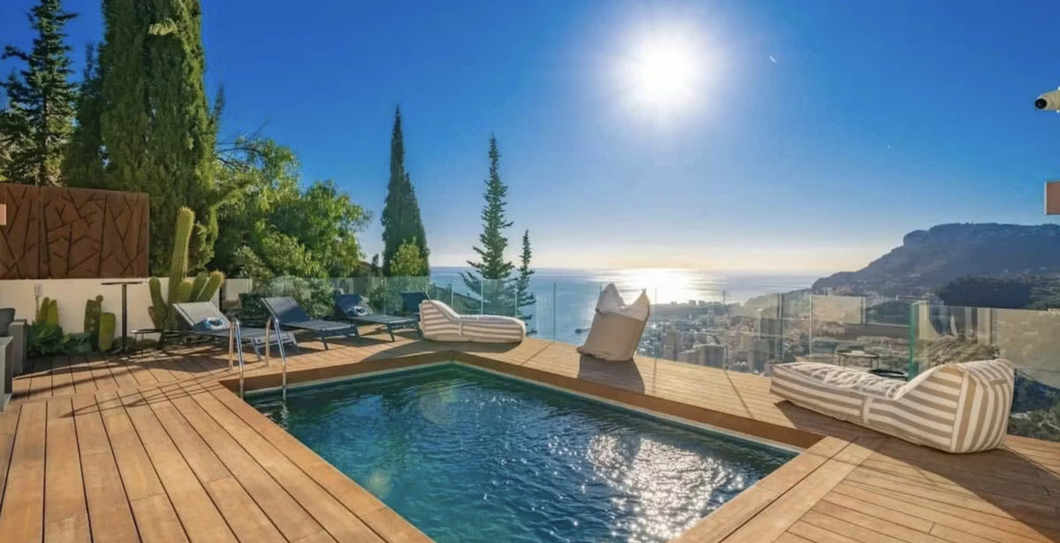 Вилла в аренду в Рокебрюн-Кап-Мартен