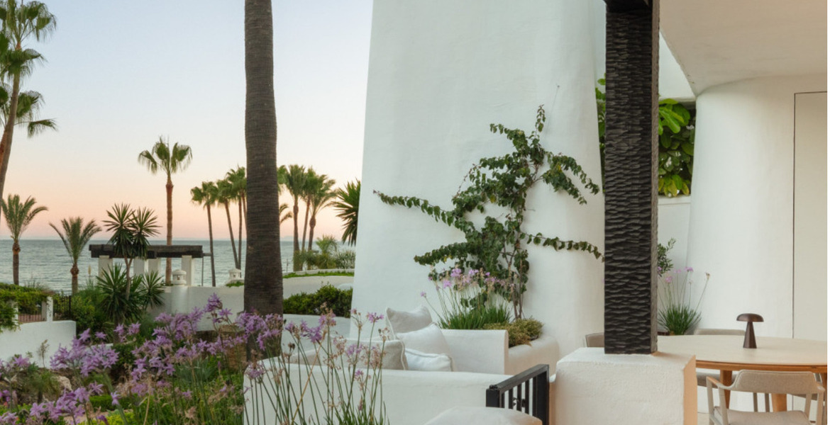 Apartment for sale in Marbella Marina Puente Romano