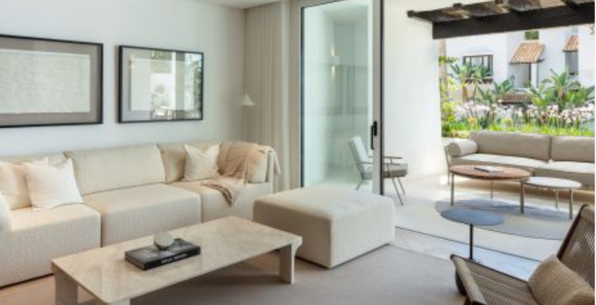 Apartment for sale in Marbella Marina Puente Romano