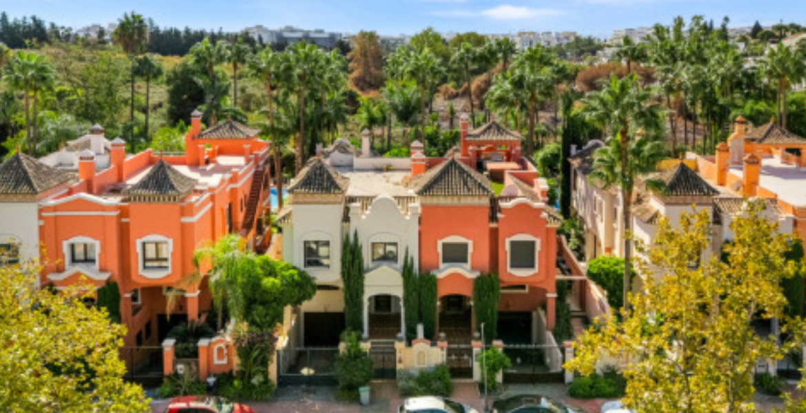 Villa for rent in Marbella La Alzambra Nueva Andalucia