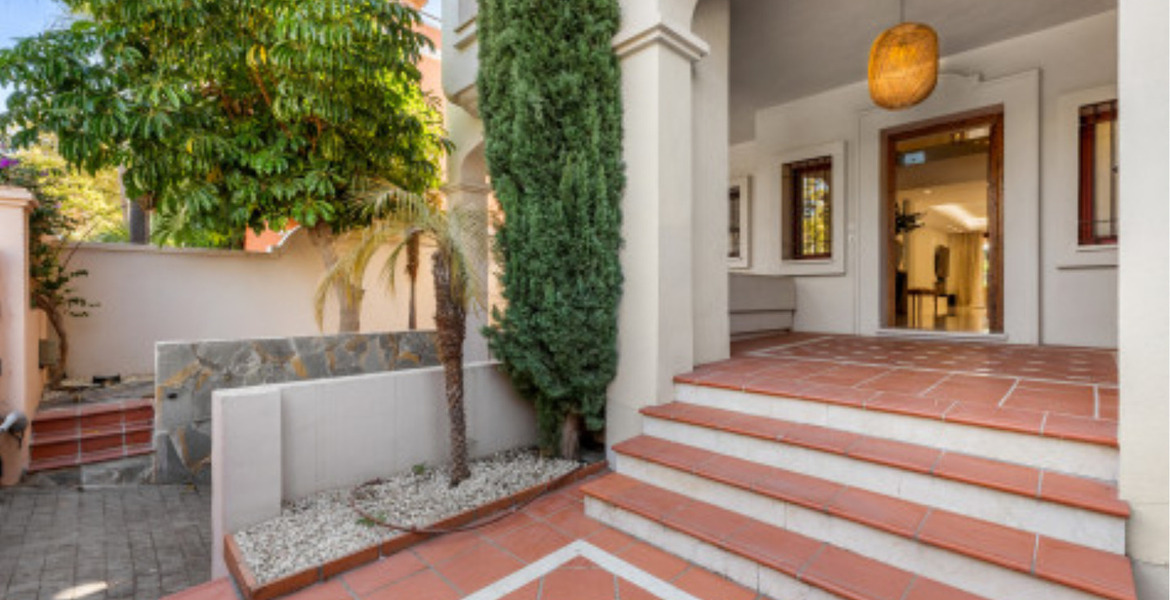 Villa for rent in Marbella La Alzambra Nueva Andalucia