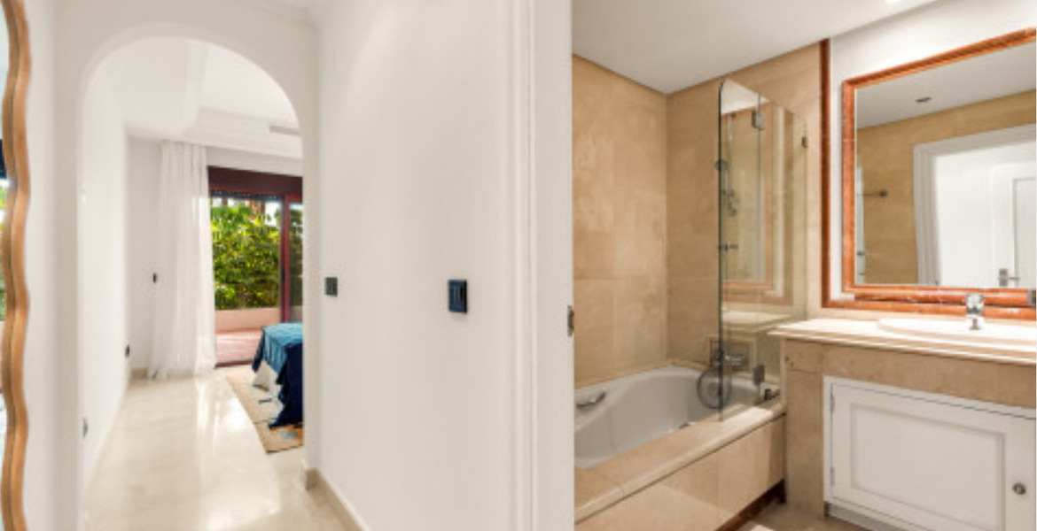 Villa for rent in Marbella La Alzambra Nueva Andalucia