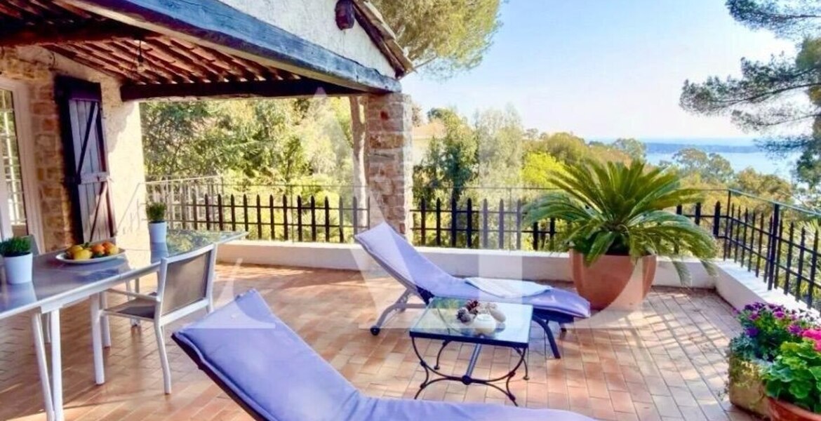 Elegant villa in Cannes