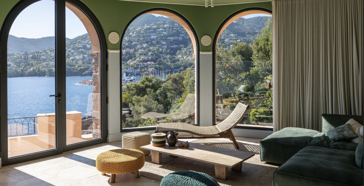 Villa en alquiler en Cannes Théoule-sur-Mer