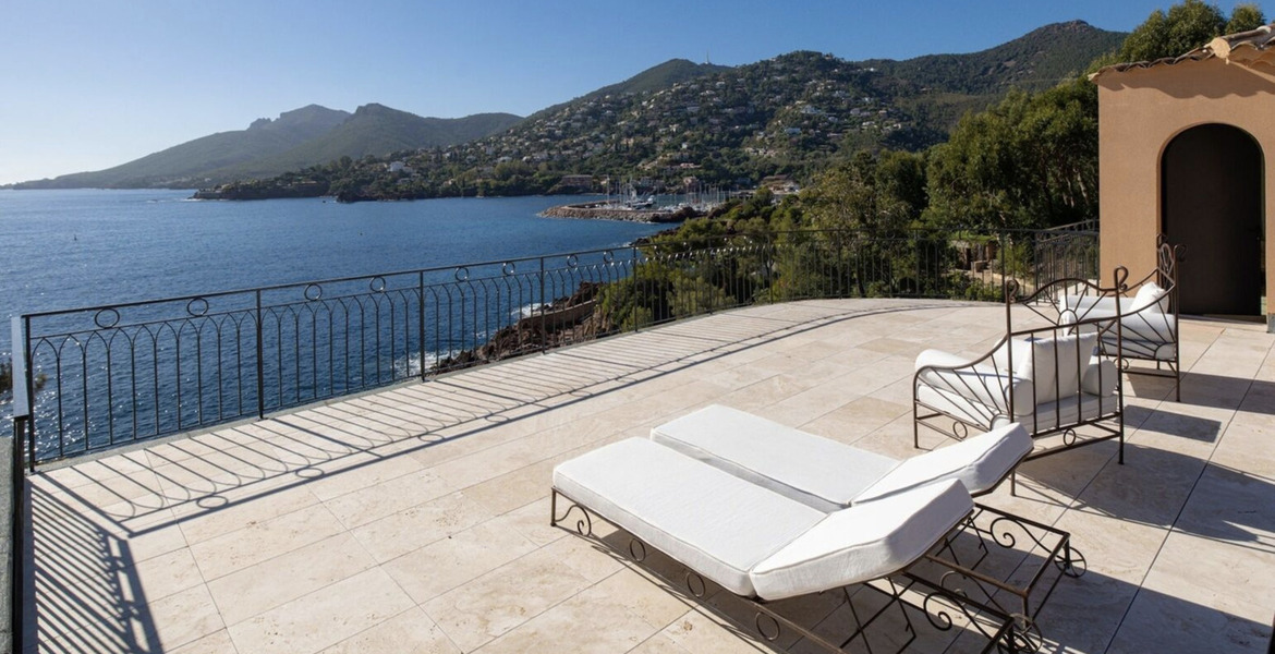 Villa en alquiler en Cannes Théoule-sur-Mer