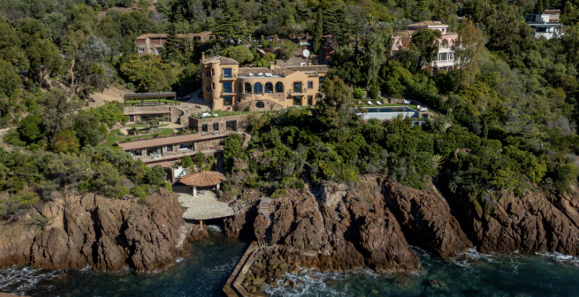 Villa en alquiler en Cannes Théoule-sur-Mer