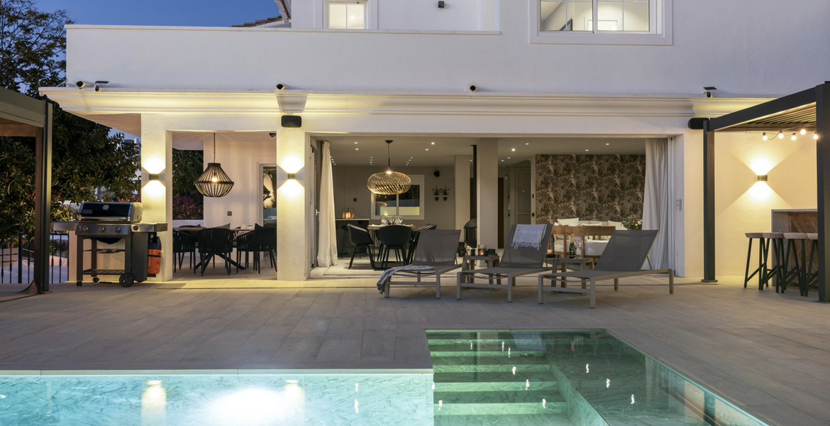Villa en alquiler en Puerto Banus Marbella