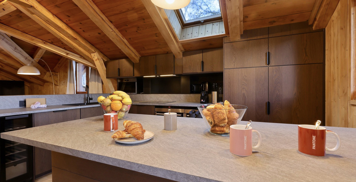 Fully Renovated Luxury Chalet in Courchevel La Tania