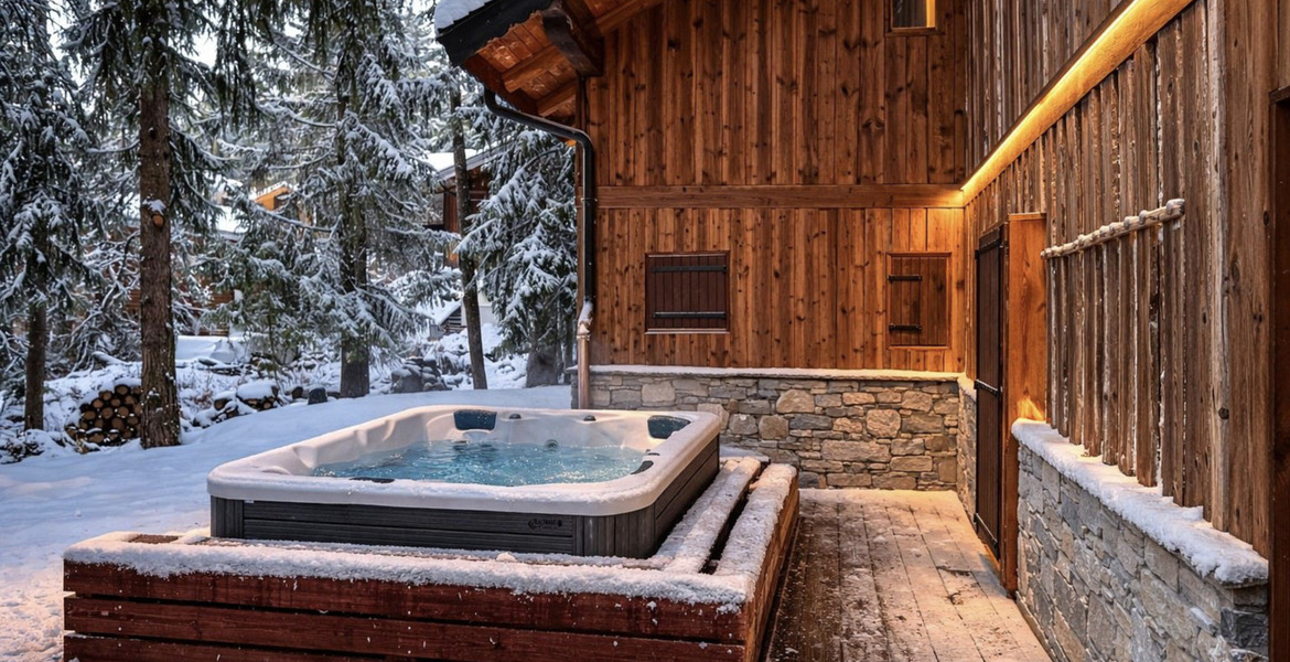 Fully Renovated Luxury Chalet in Courchevel La Tania