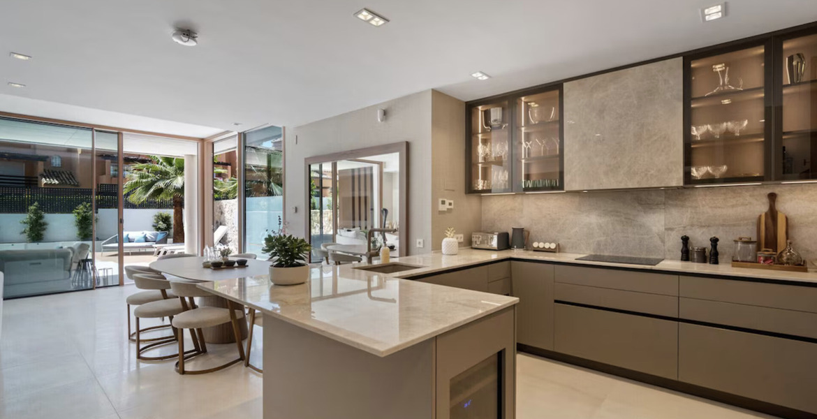 Townhouse for rent on Marbella's Golden Mile