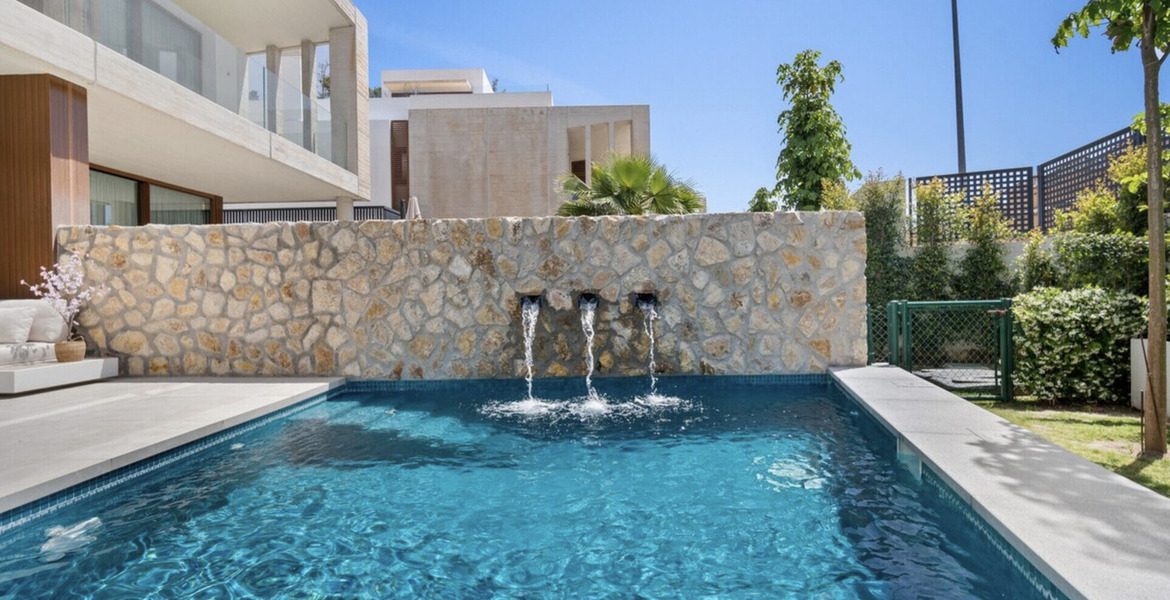 Townhouse for rent on Marbella's Golden Mile