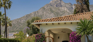 Villa en alquiler en Nagüeles, Marbella, situada en la Milla