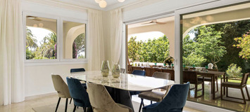 Villa en alquiler en Nagüeles, Marbella, situada en la Milla