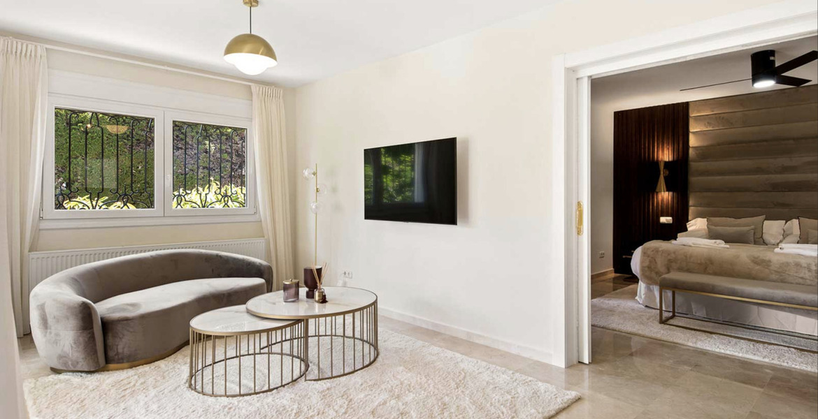 Villa en alquiler en Nagüeles, Marbella, situada en la Milla