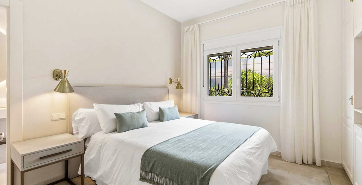 Villa en alquiler en Nagüeles, Marbella, situada en la Milla