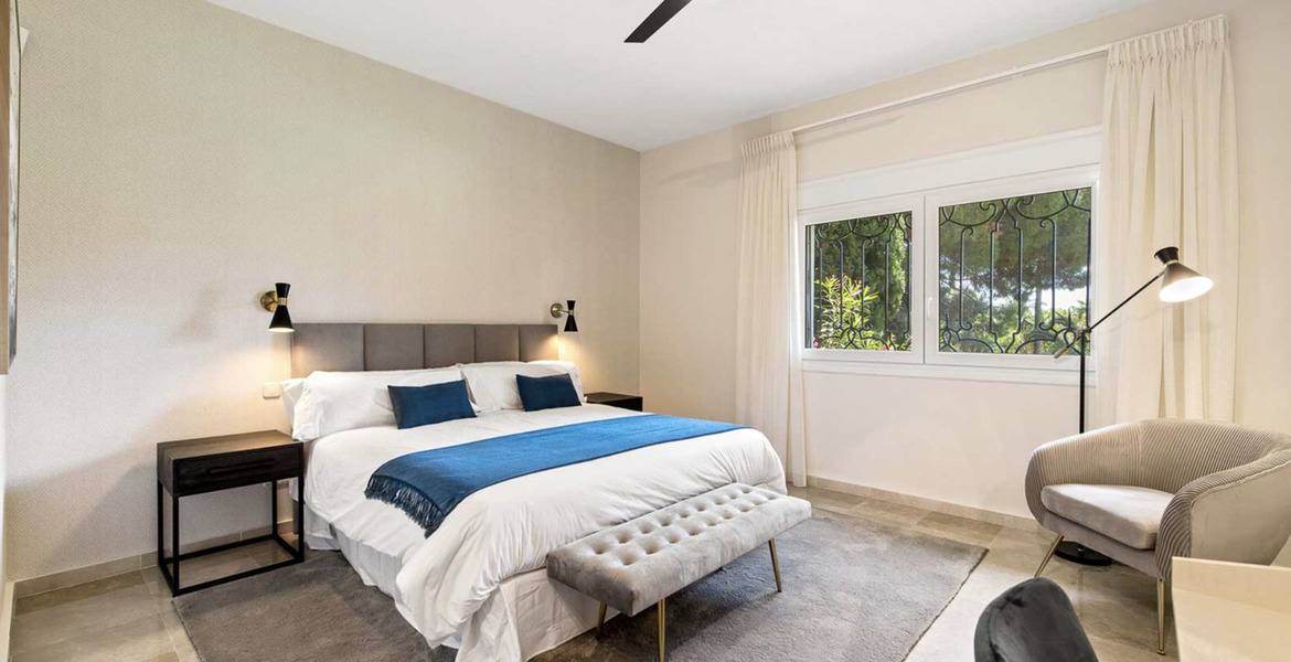 Villa en alquiler en Nagüeles, Marbella, situada en la Milla