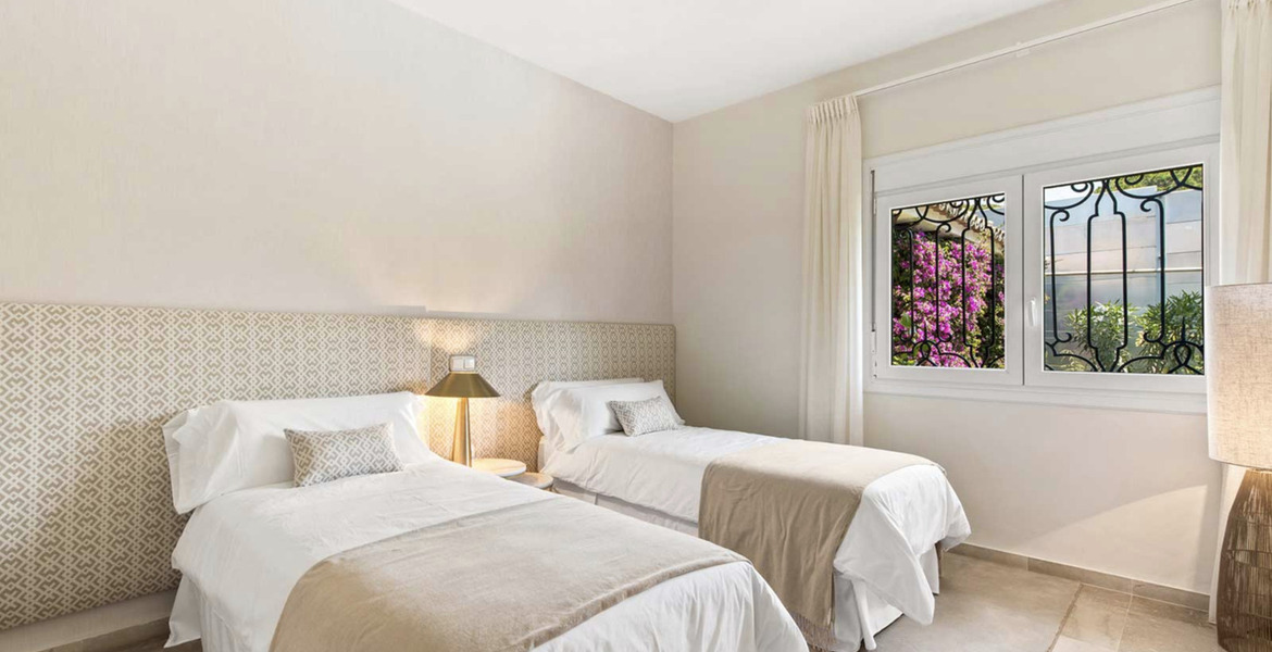 Villa en alquiler en Nagüeles, Marbella, situada en la Milla