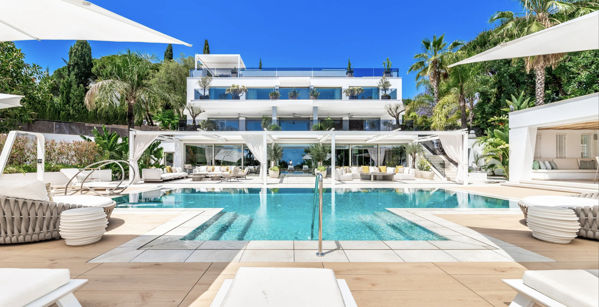 Villa for rent  in Golden Mile, Marbella, Camojan
