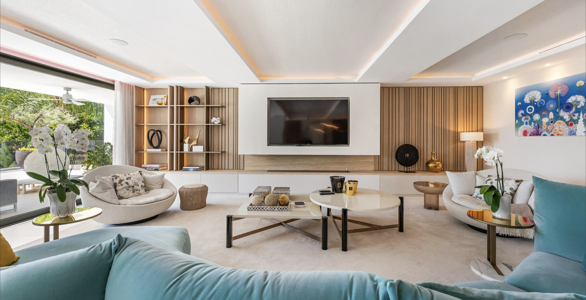 Villa for rent  in Golden Mile, Marbella, Camojan
