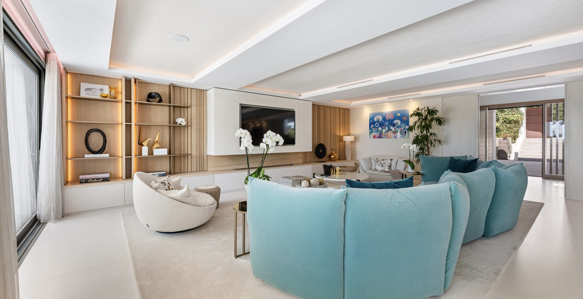 Villa for rent  in Golden Mile, Marbella, Camojan