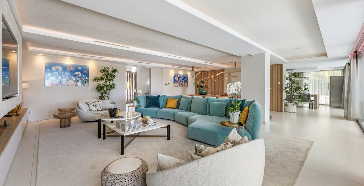 Villa for rent  in Golden Mile, Marbella, Camojan