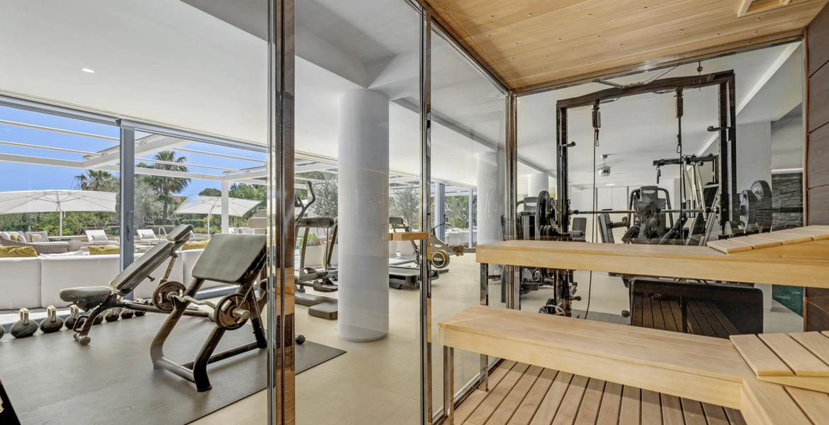 Villa for rent  in Golden Mile, Marbella, Camojan