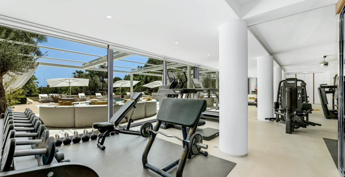 Villa for rent  in Golden Mile, Marbella, Camojan