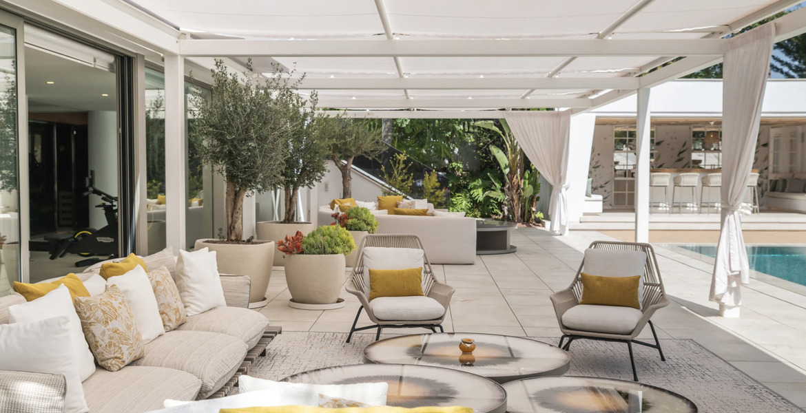 Villa for rent  in Golden Mile, Marbella, Camojan
