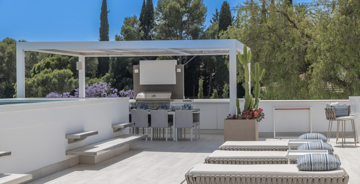 Villa for rent  in Golden Mile, Marbella, Camojan