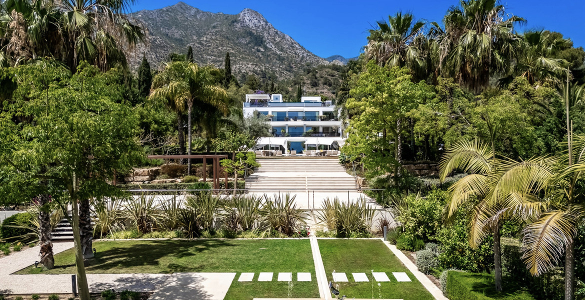 Villa for rent  in Golden Mile, Marbella, Camojan